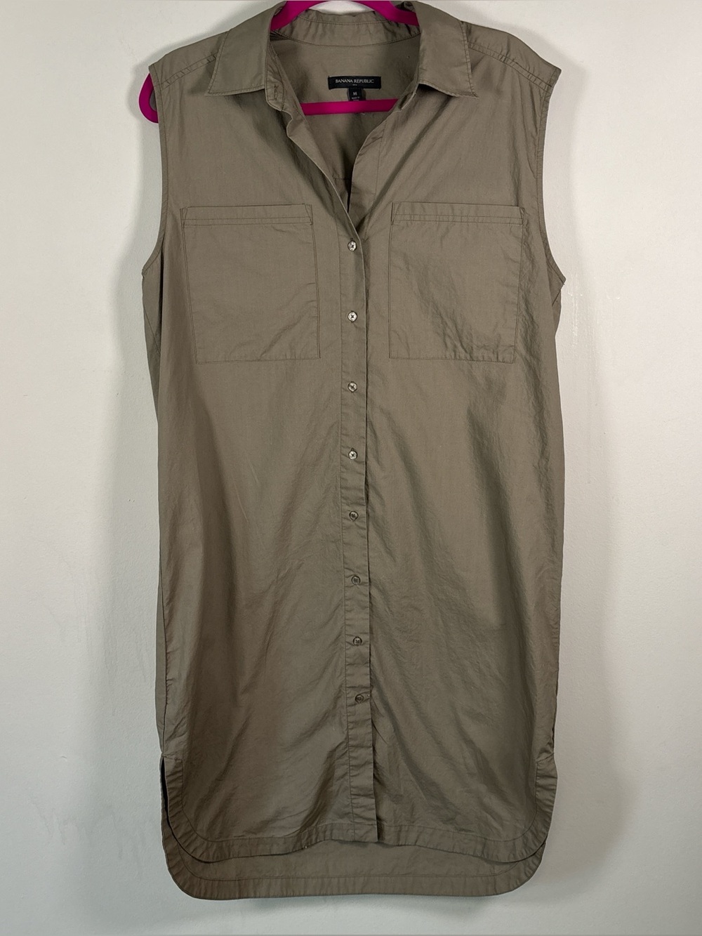 Banana Republic Sleeveless Button-Front Midi Dress in Taupe